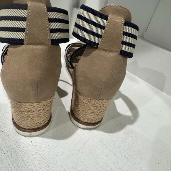 Mia Amore Haiku Navy Striped Wedge Sandal - Picture 4 of 6